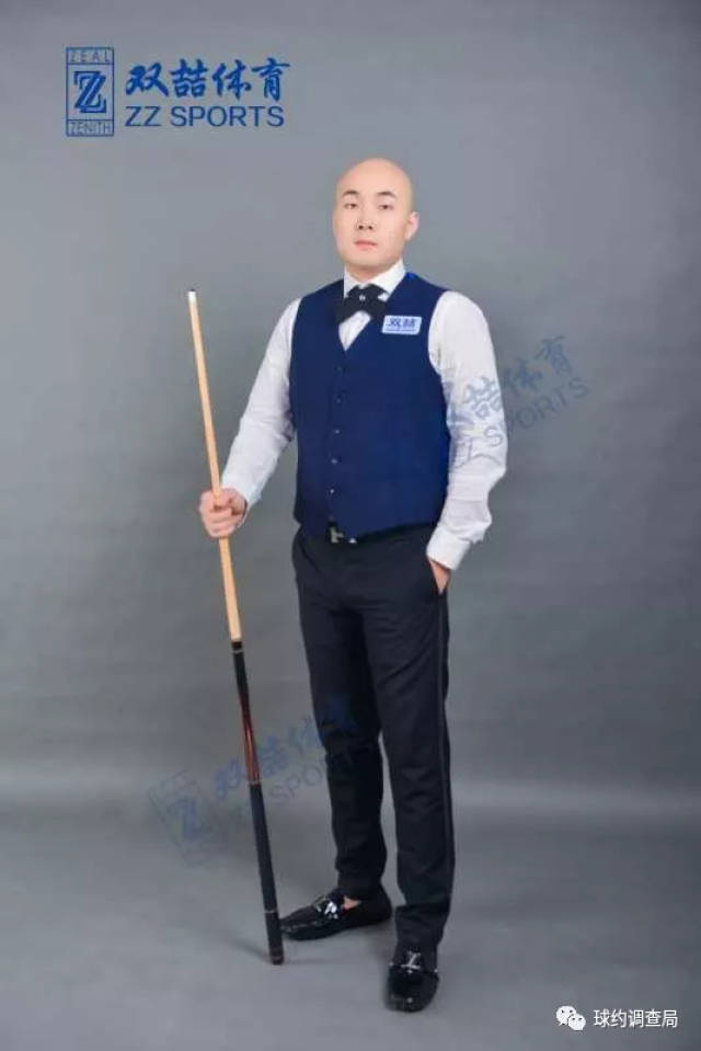 他的表现更 他的表现更