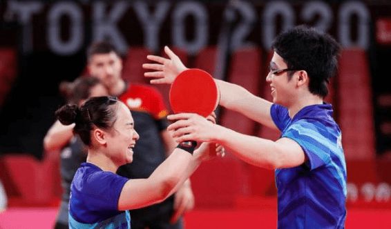 约基奇则展 约基奇则展