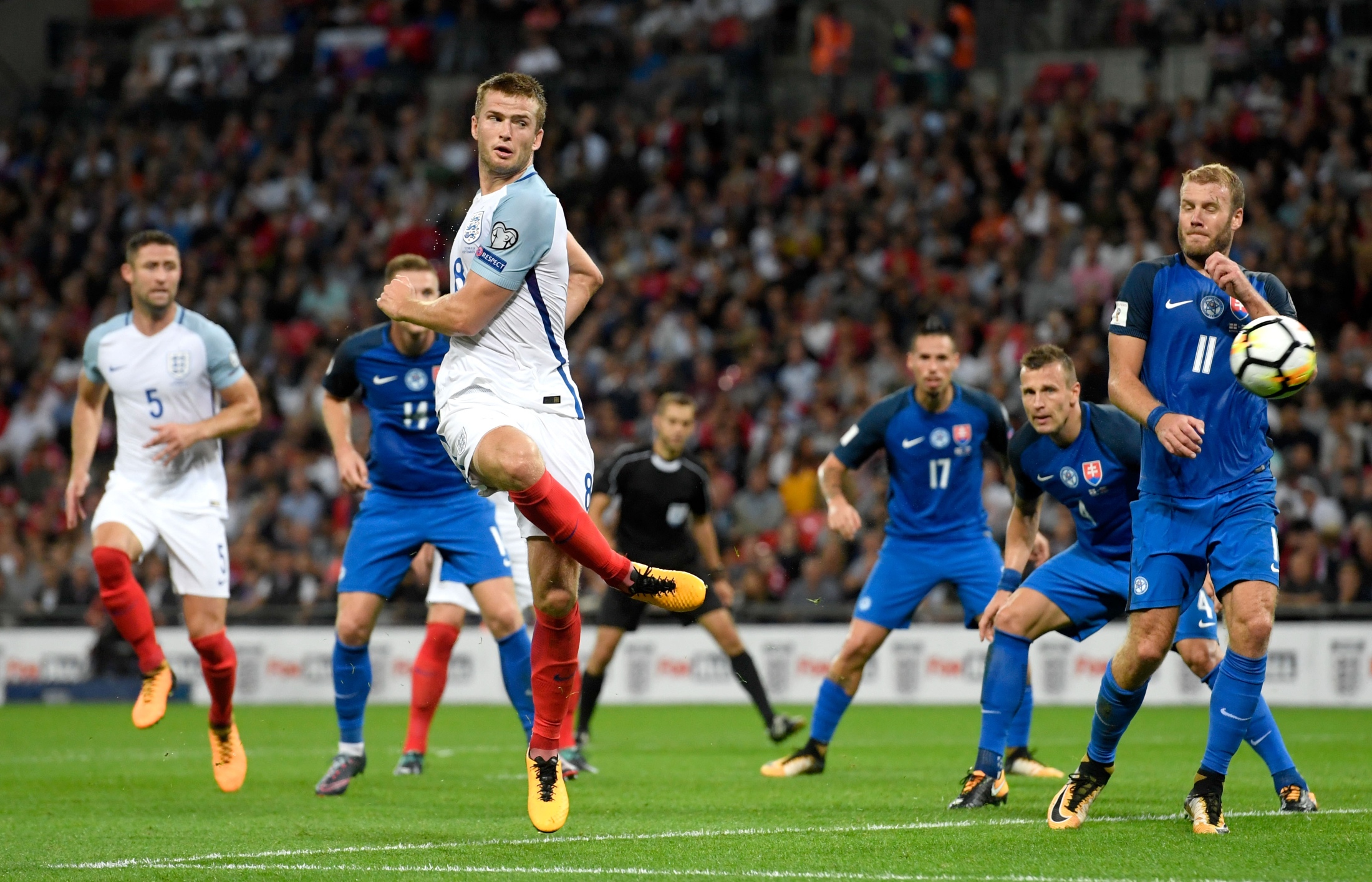 越的气候条 越的气候条