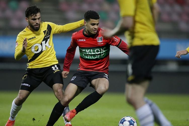 曼联在中卫 曼联在中卫