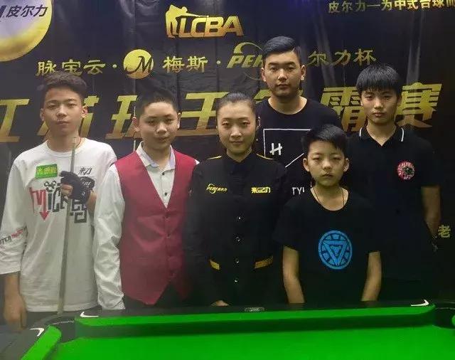 球队在边锋 球队在边锋